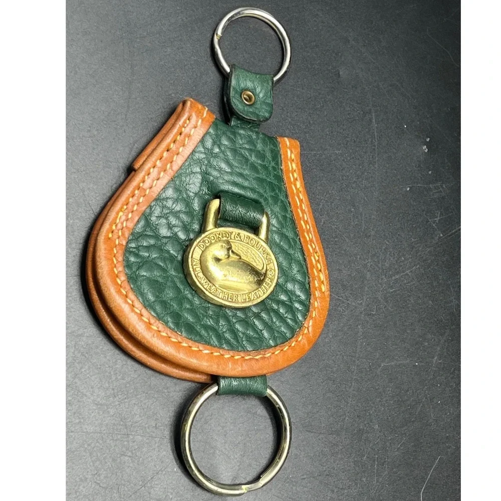 Vtg‎ Dooney & Bourke AWL Dbl key fob Ivy green/British tan solid brass duck logo